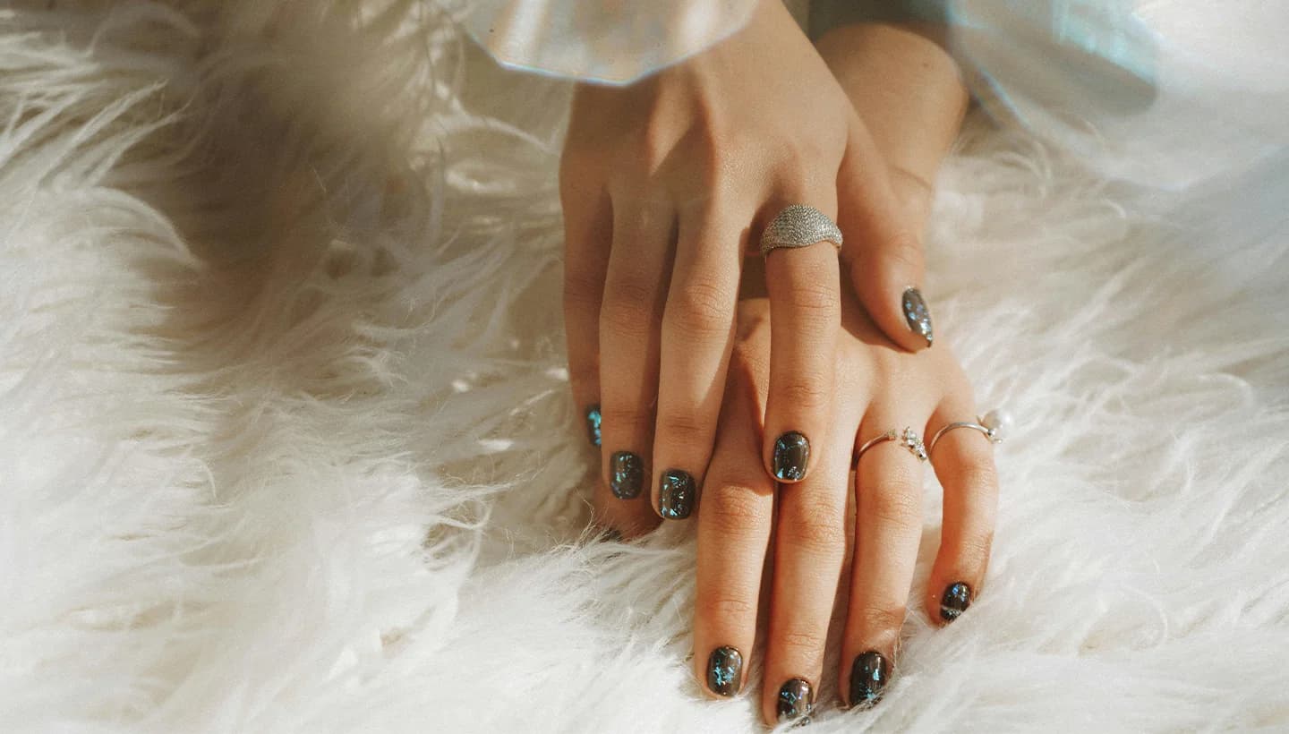 Permanentno lakiranje nohtov